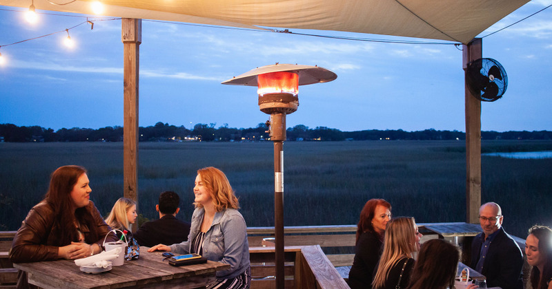 Exterio, patio with a view