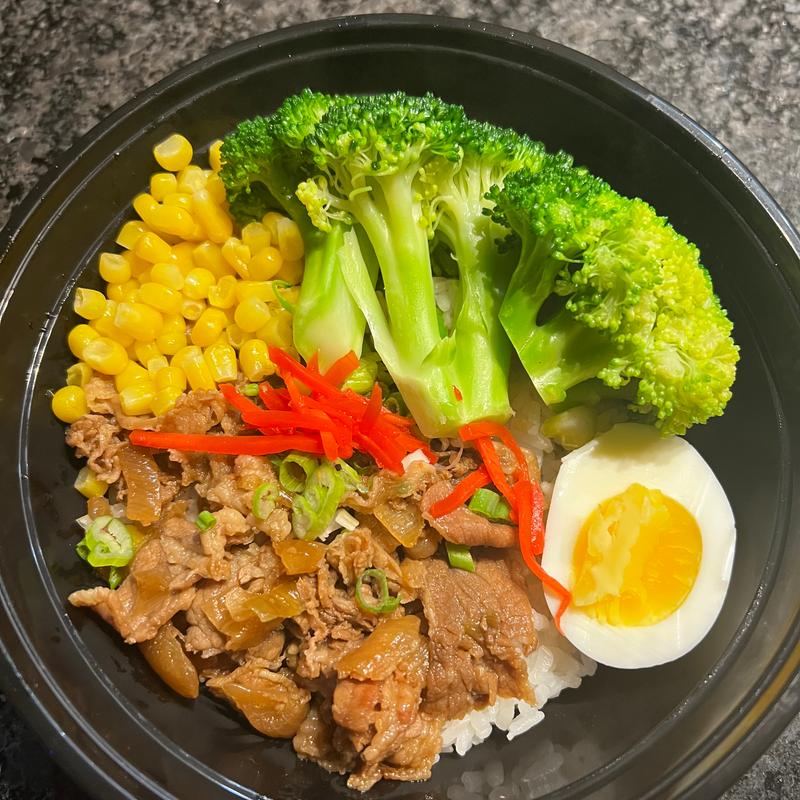 Beef Gyudon (Japanese beef rice bowl) photo
