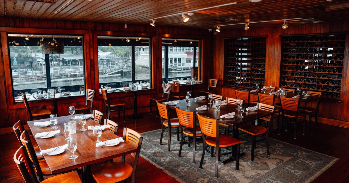 Interior, diner area