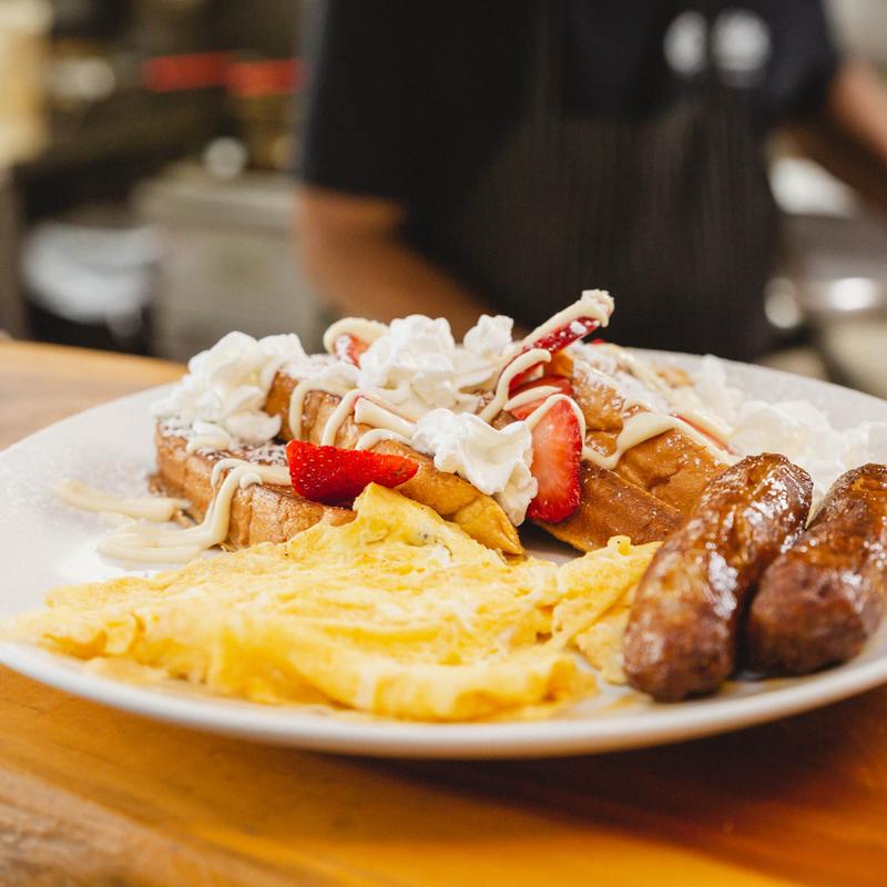 menu item 2 of 6, Eiffel Tower