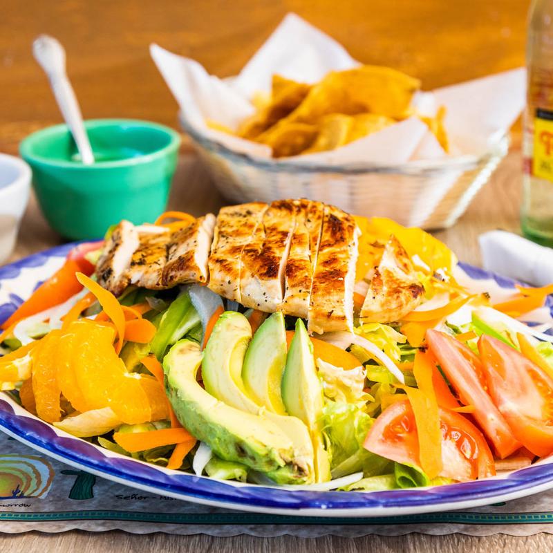 Ensalada de Pollo photo