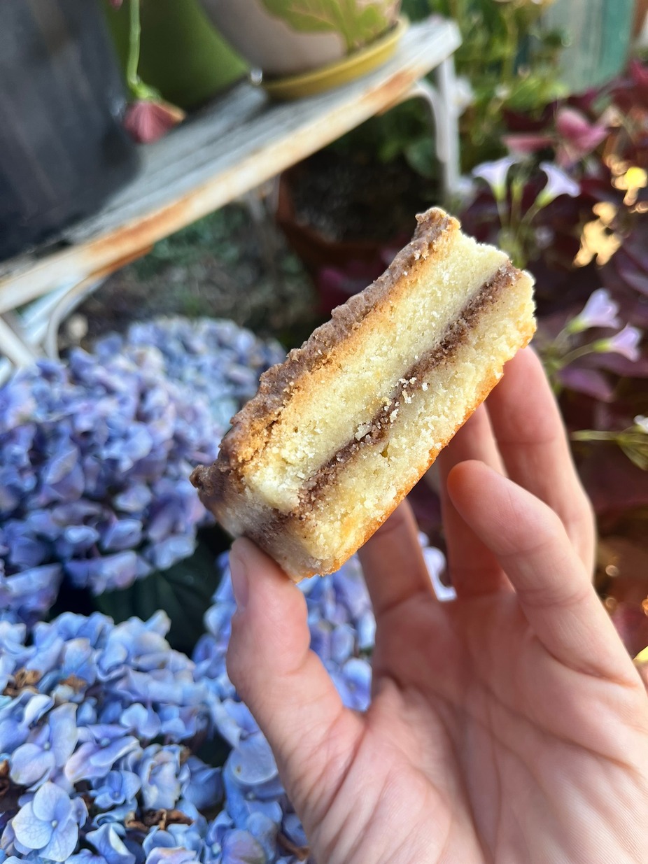 Are you a lover of the Brown Sugar & Cinnamon Pop-Tart?  This creation is for you.  Reminiscent of that childhood treat, this bar will melt in your mouth, and your heart.