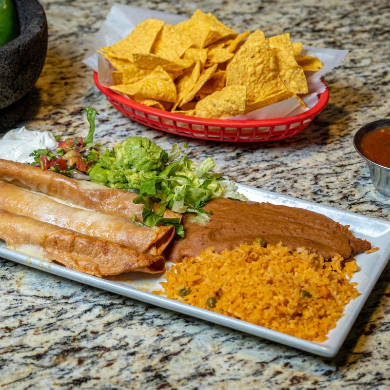 Flautas De Pollo photo