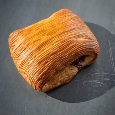 Pastry with caramelized milk.