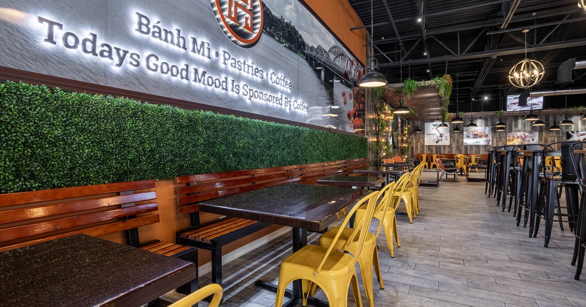 Interior, bench seats, chairs and tables