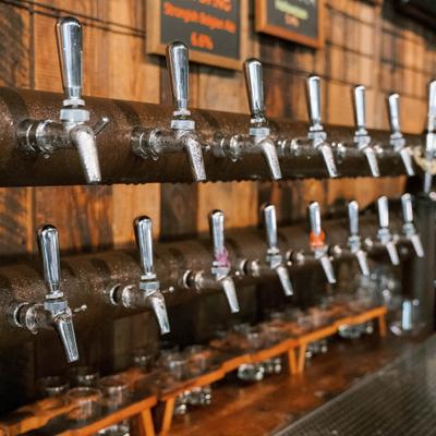 Double-tiered wall-mounted draft setup.