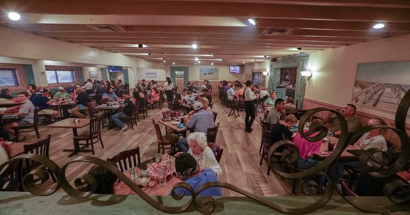Diner area, wide view