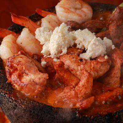 Ultimate Molcajete, extreme close up