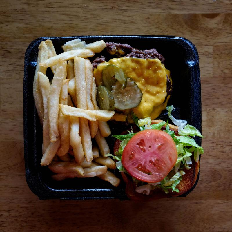 Cheeseburger photo