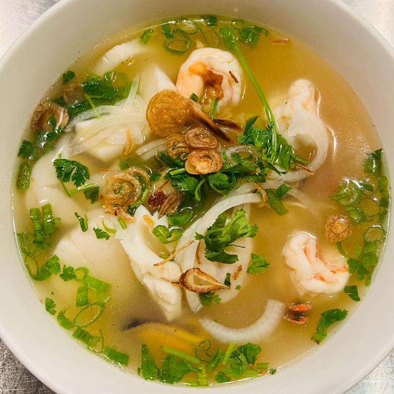 Mì Hải Sản / Seafood Noodle Soup 28 photo