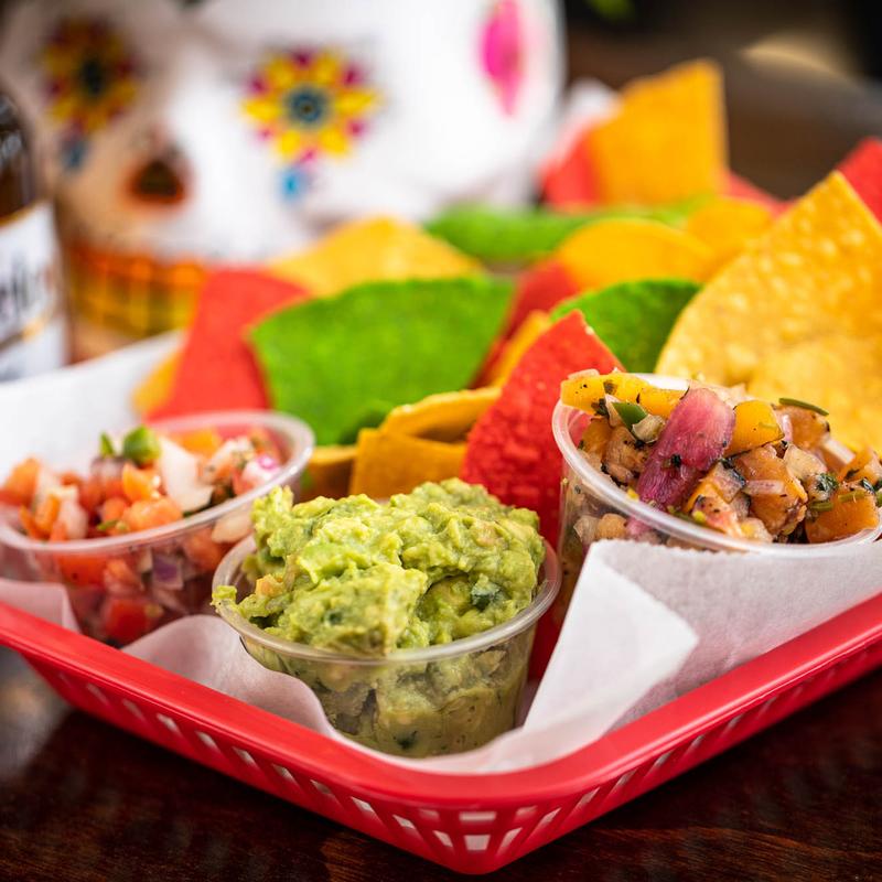 Guacamole & Chips photo