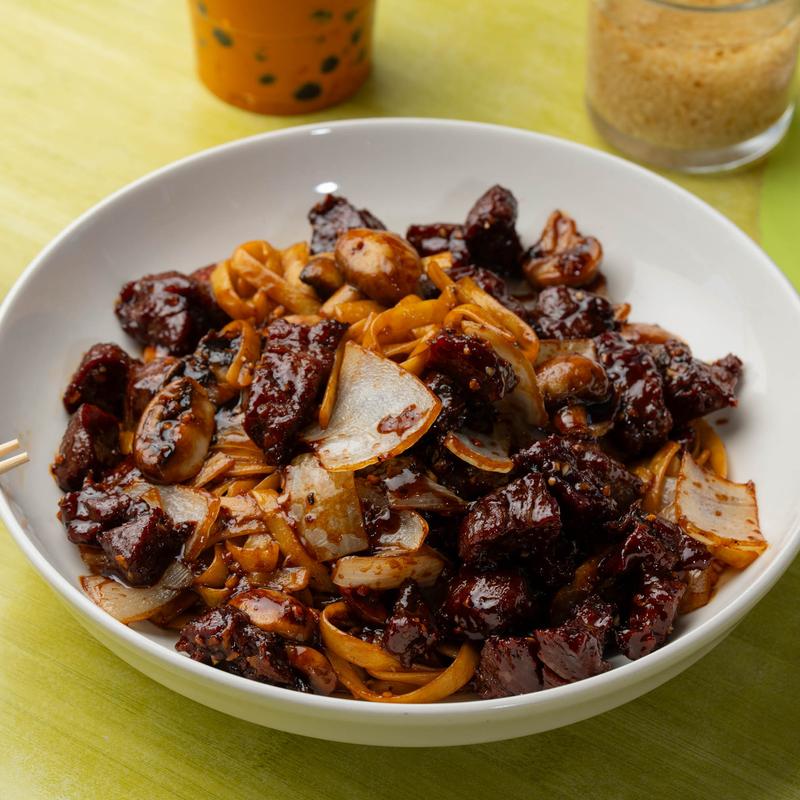 menu item 16 of 19, 169. Pasta with Shaken Beef