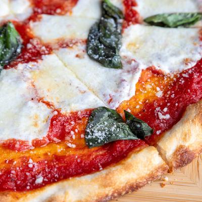 Close up of margherita pizza.
