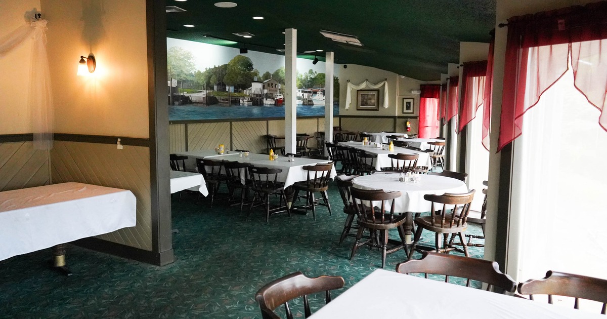 Interior, tables and chairs