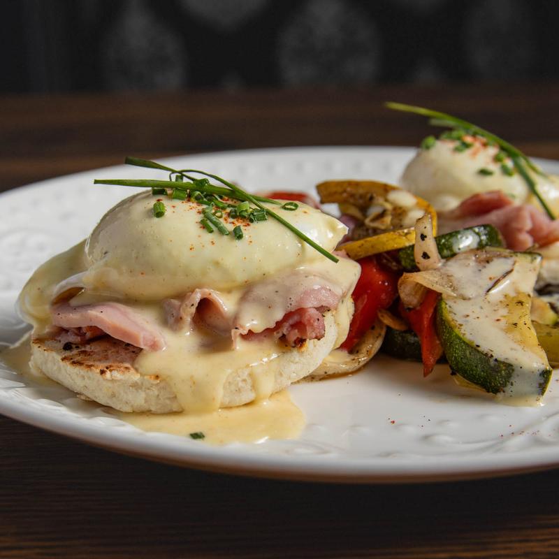 Classic Benedict (gf) photo