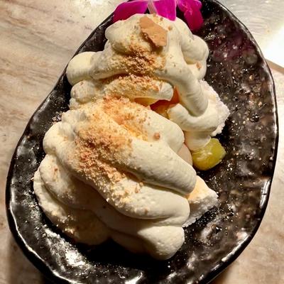 Piña colada pavlova dessert.