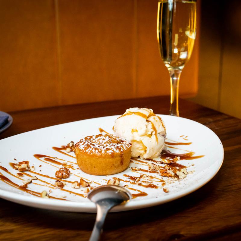 Petit Gateau de Dulce de Leche photo