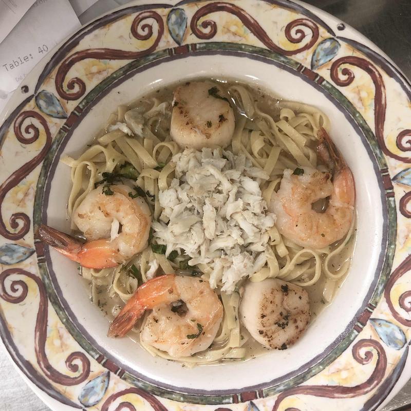 Seafood Linguine photo
