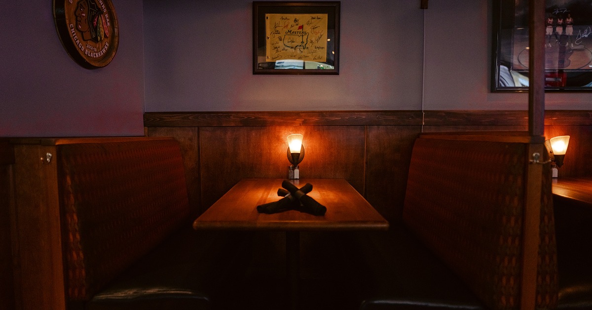 Dining booth ready for guests