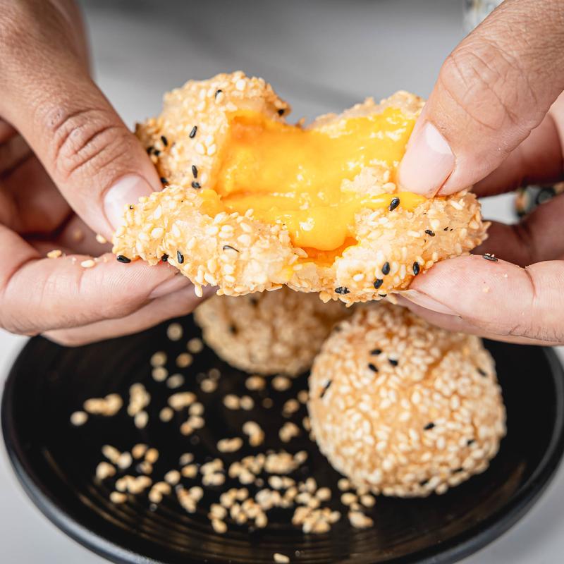(NEW) F2. Golden Egg Yolk Lava Sesame Balls photo