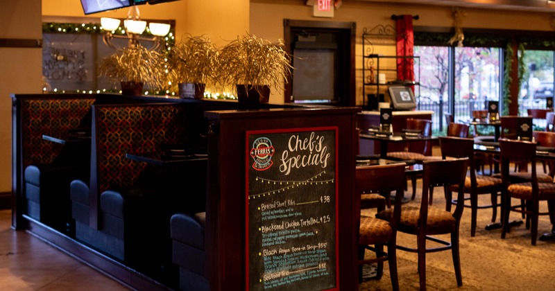 Dining area, restaurant booths
