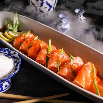 Fresh salmon with spices and vegetables