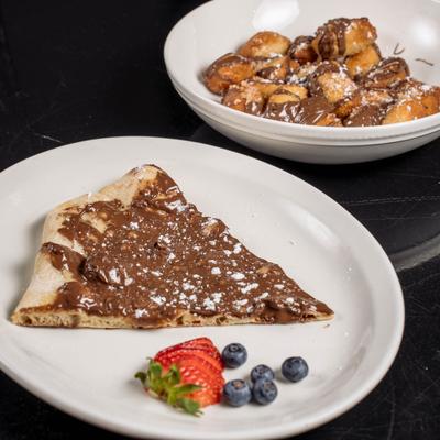 Nutella Pizza with berries.