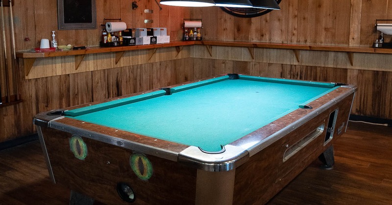 Pool table