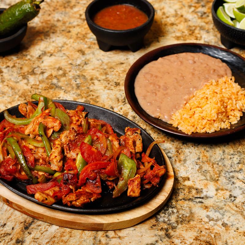 menu item 7 of 8, Fajitas de Pollo