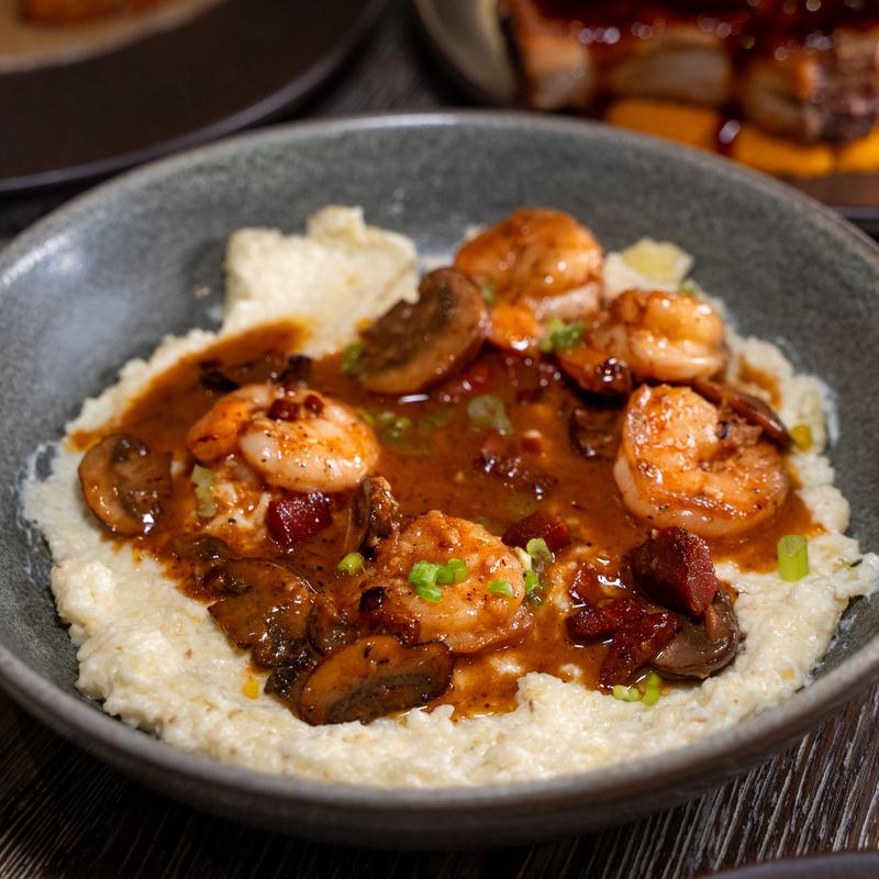 Shrimp & Grits photo
