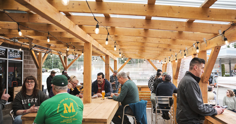 Exterior, lots of guests having fun