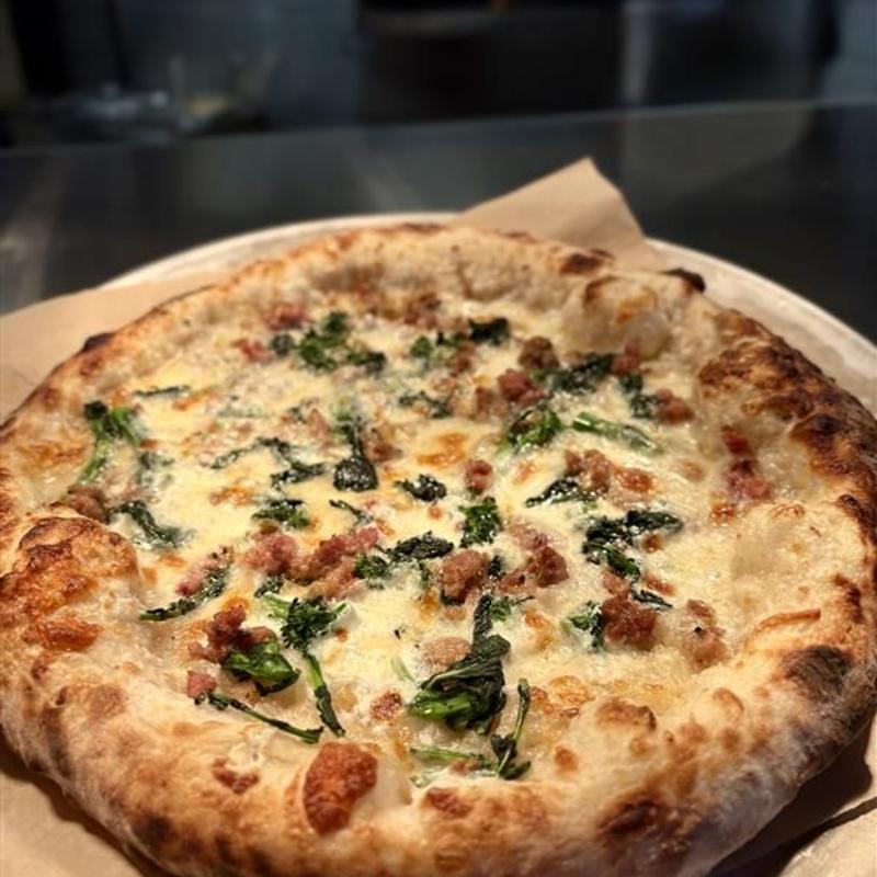 menu item 8 of 13, Sausage and Broccoli Rabe Bianco