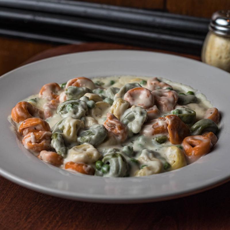 Tortellini Alfredo photo