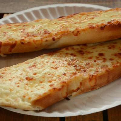 cheesy garlic bread.