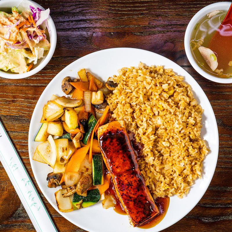 Hibachi Salmon Lunch photo