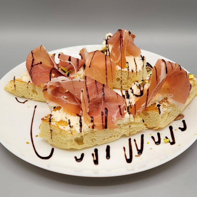 Bruschetta al Prosciutto photo