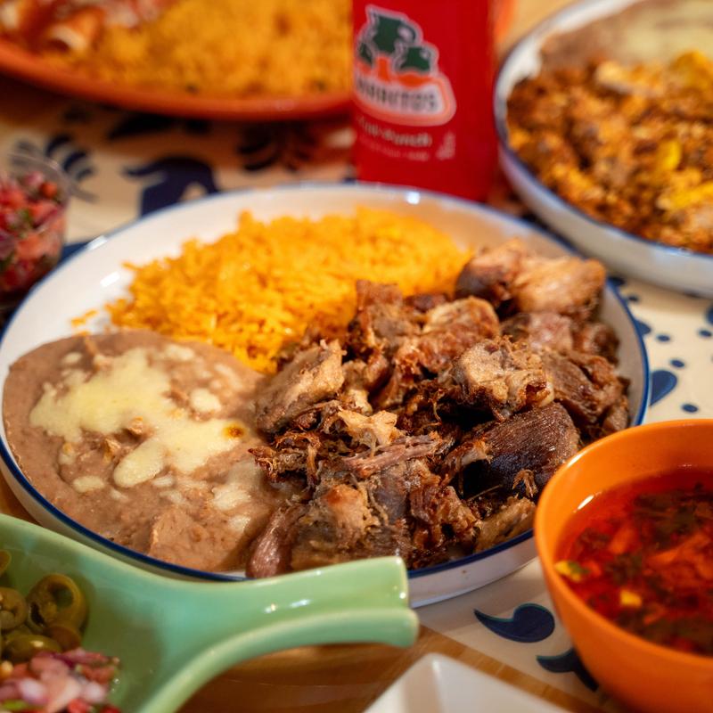 menu item 30 of 77, Carnitas Michoacan