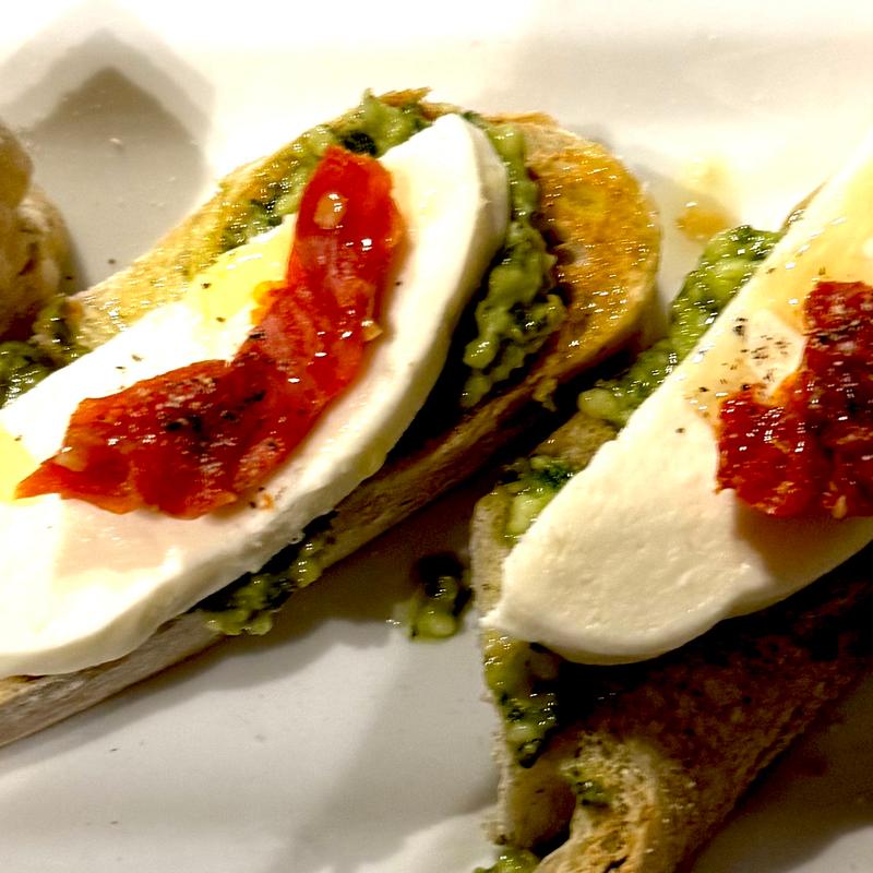 Basilico Bruschette photo