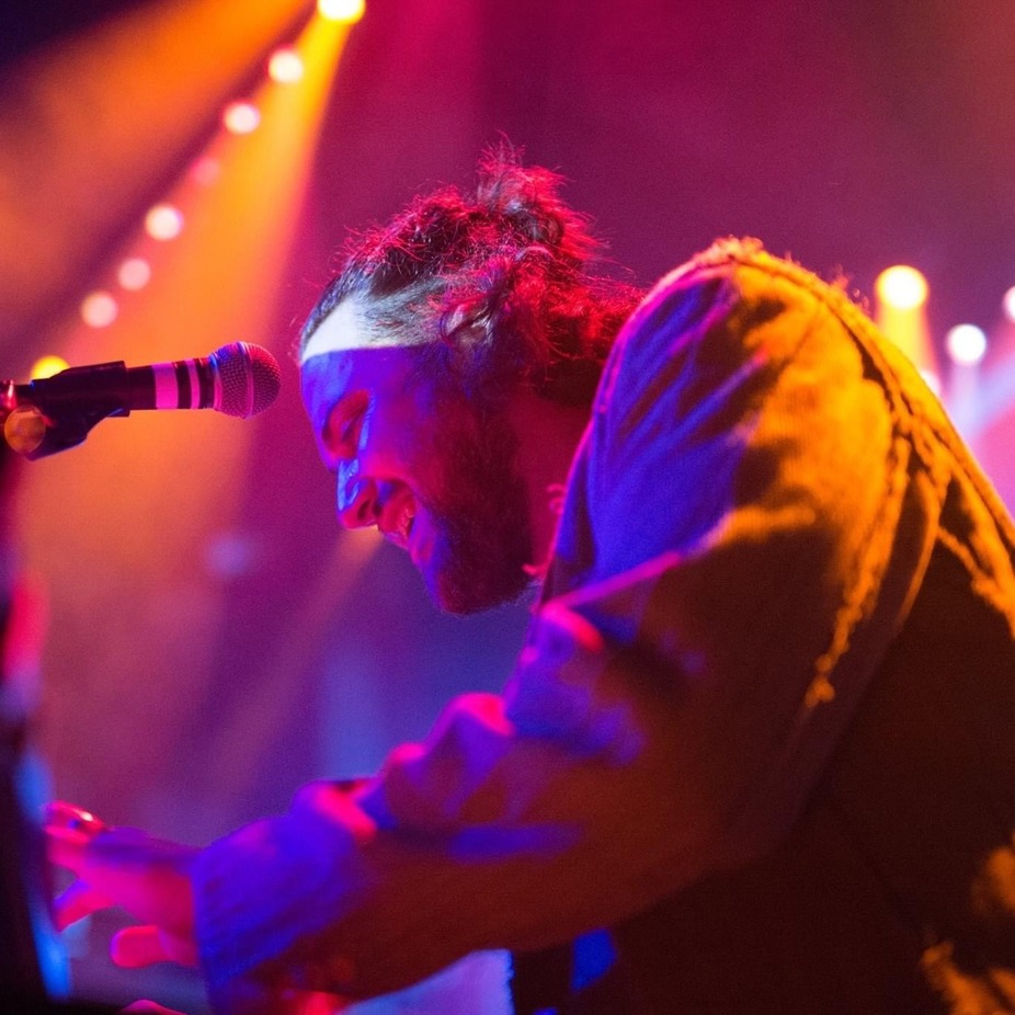 The Vintage Whiskey Cigar Bar Opens In South End vrogue.co