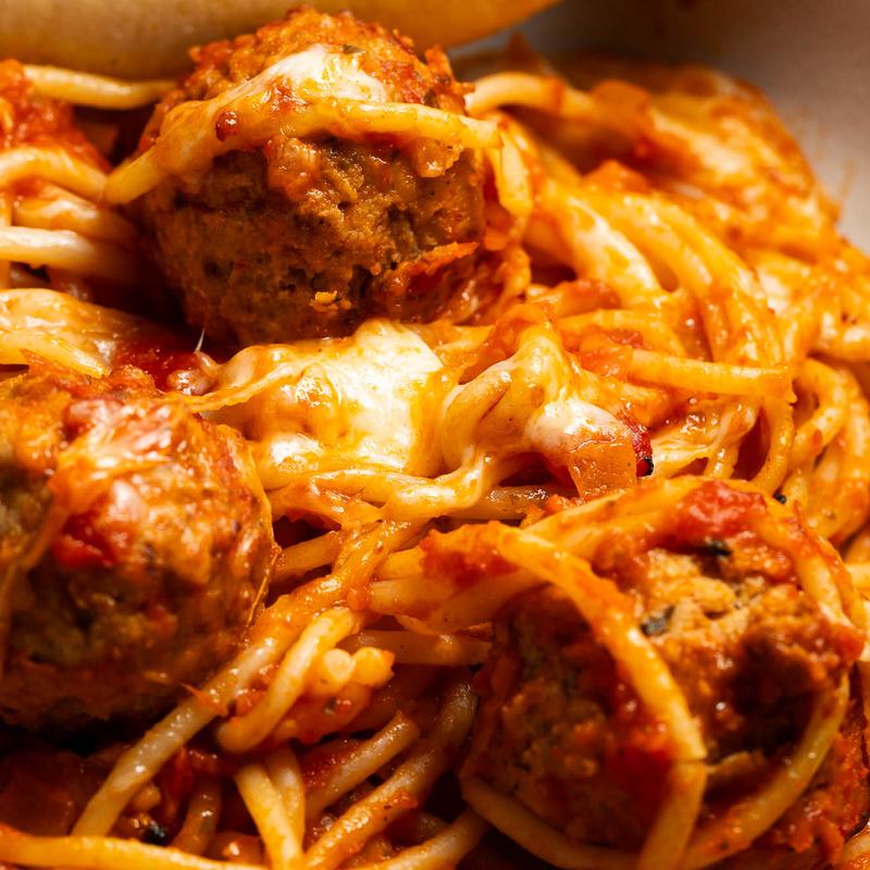 Spaghetti with meatballs photo