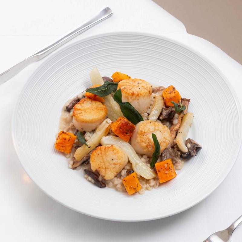 Seared Scallops - coquilles saint-jacques poêlées photo