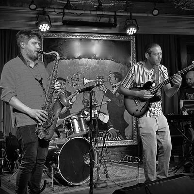 gallery photo number 333