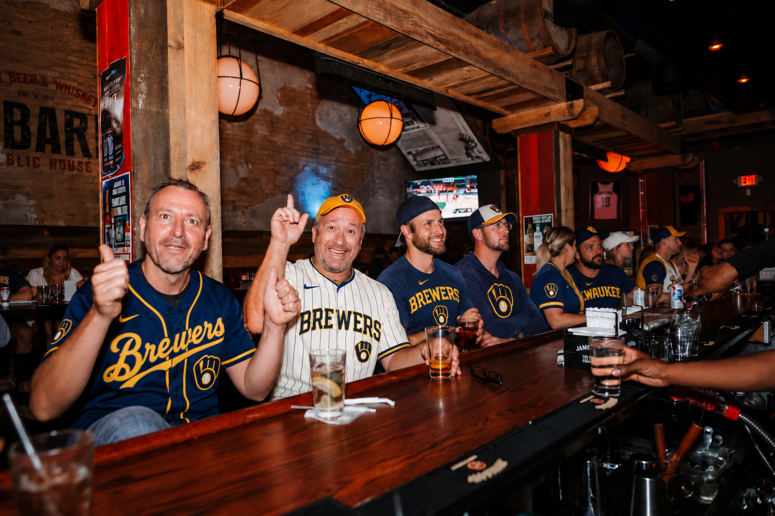 Milwaukee Brewers, Oak Barrel Public House
