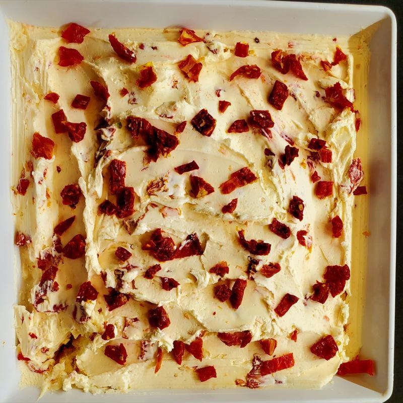 Sun - Dried Tomato Cream Cheese photo