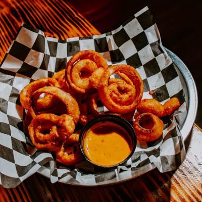 Onion rings crispy and golden.