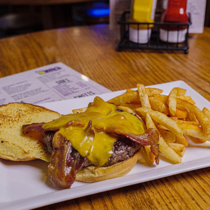 Bacon Cheeseburger photo