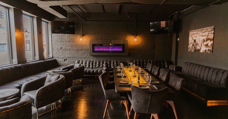 Wide view to diner room