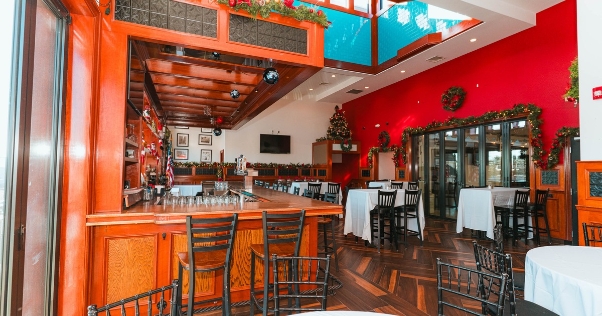 Interior bar area