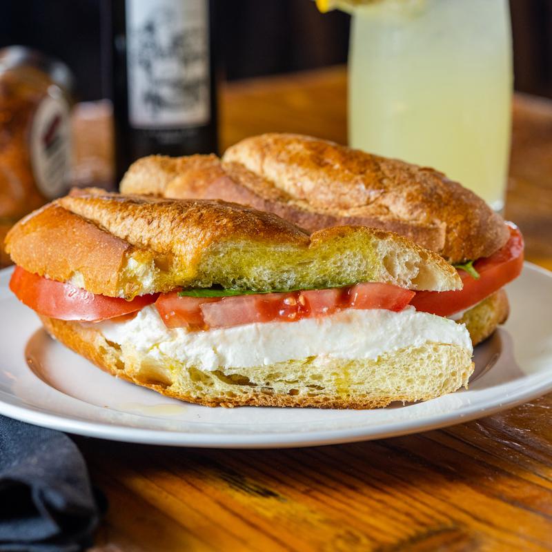 Bianco E Rosso Hero photo