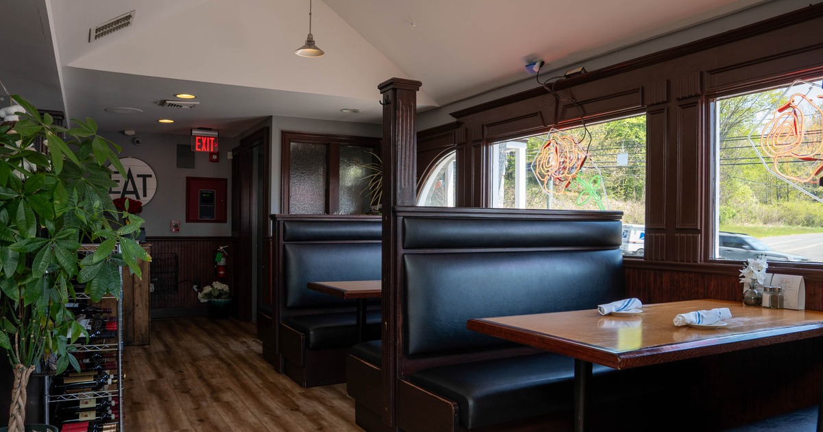 Booth tables with leather seats